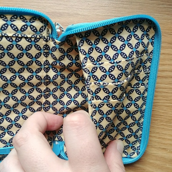 Vera Bradley wristlet wallet - Picture 3 of 4